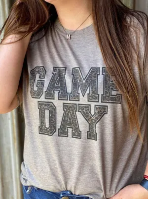 *Game Day Leopard Tee - Lovelier